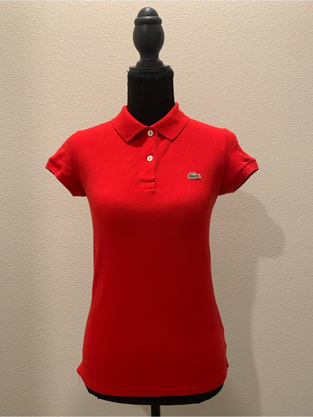 Lacoste Women’s Red Classic Short Sleeve Piqué Polo Shirt (Size 36; US Size 4)